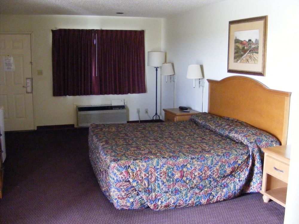 Americas Best Value Inn Lockhart Tx Экстерьер фото