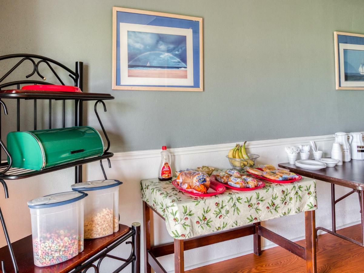 Americas Best Value Inn Lockhart Tx Экстерьер фото